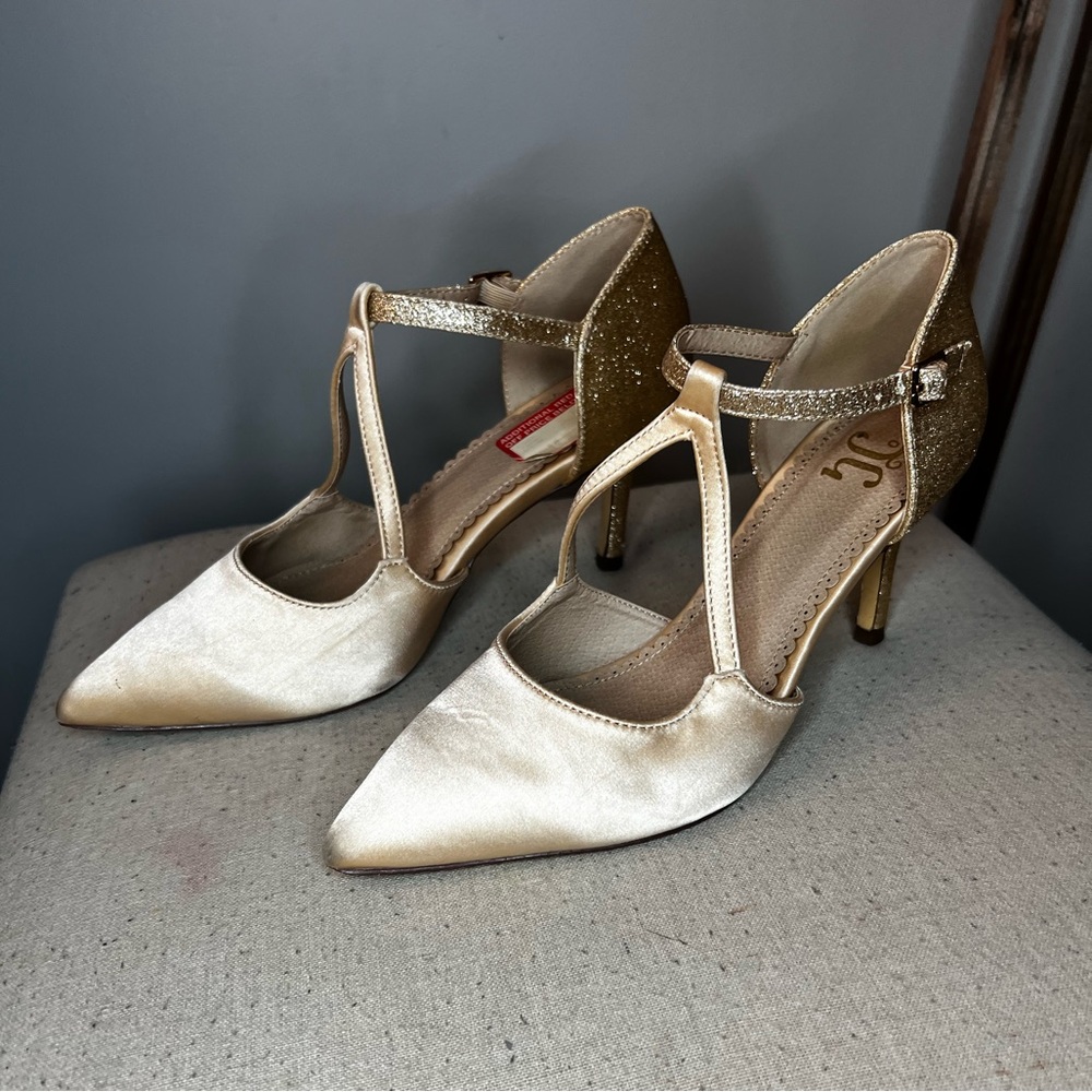 Satin shoes